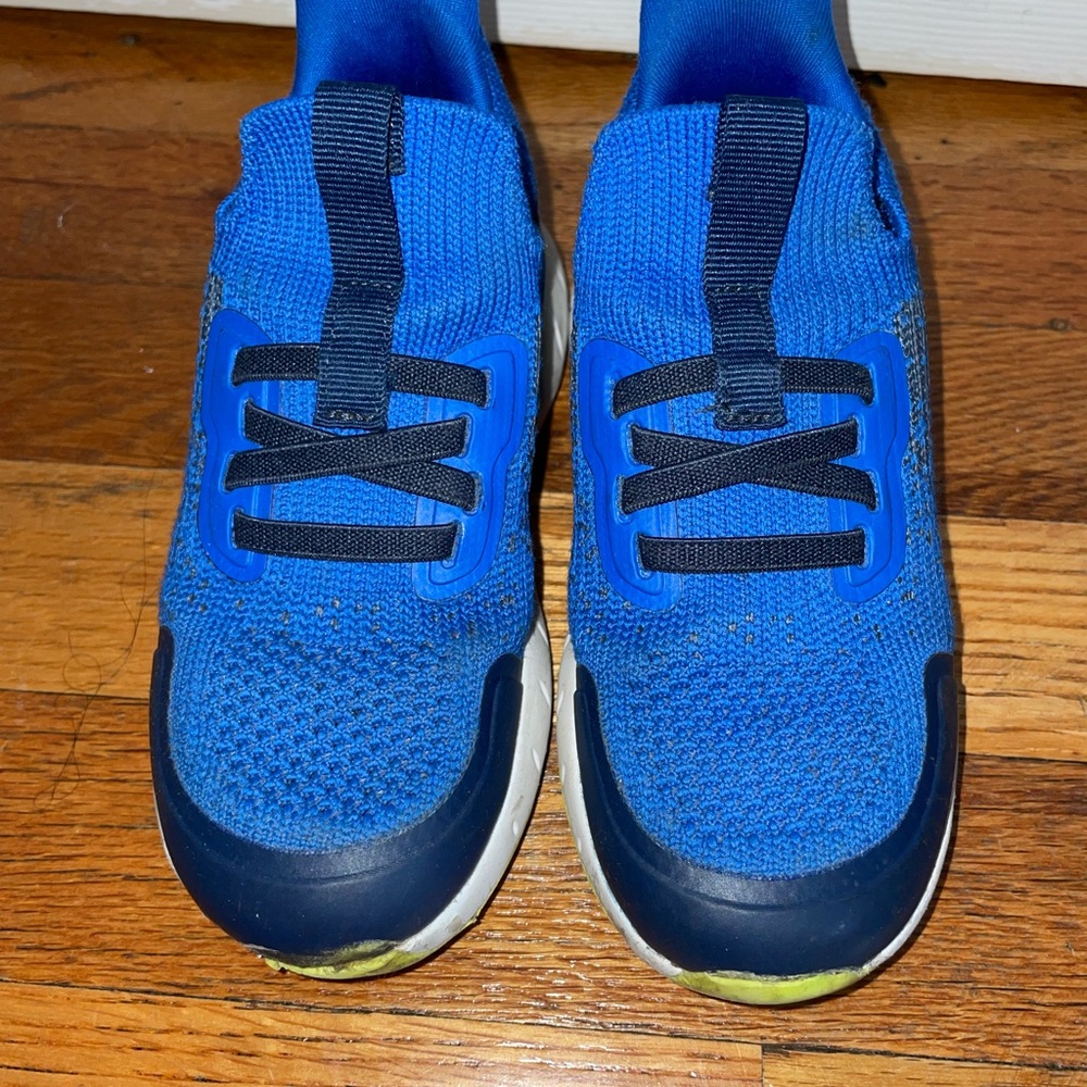 Blue Sneaker. Kids size 10
